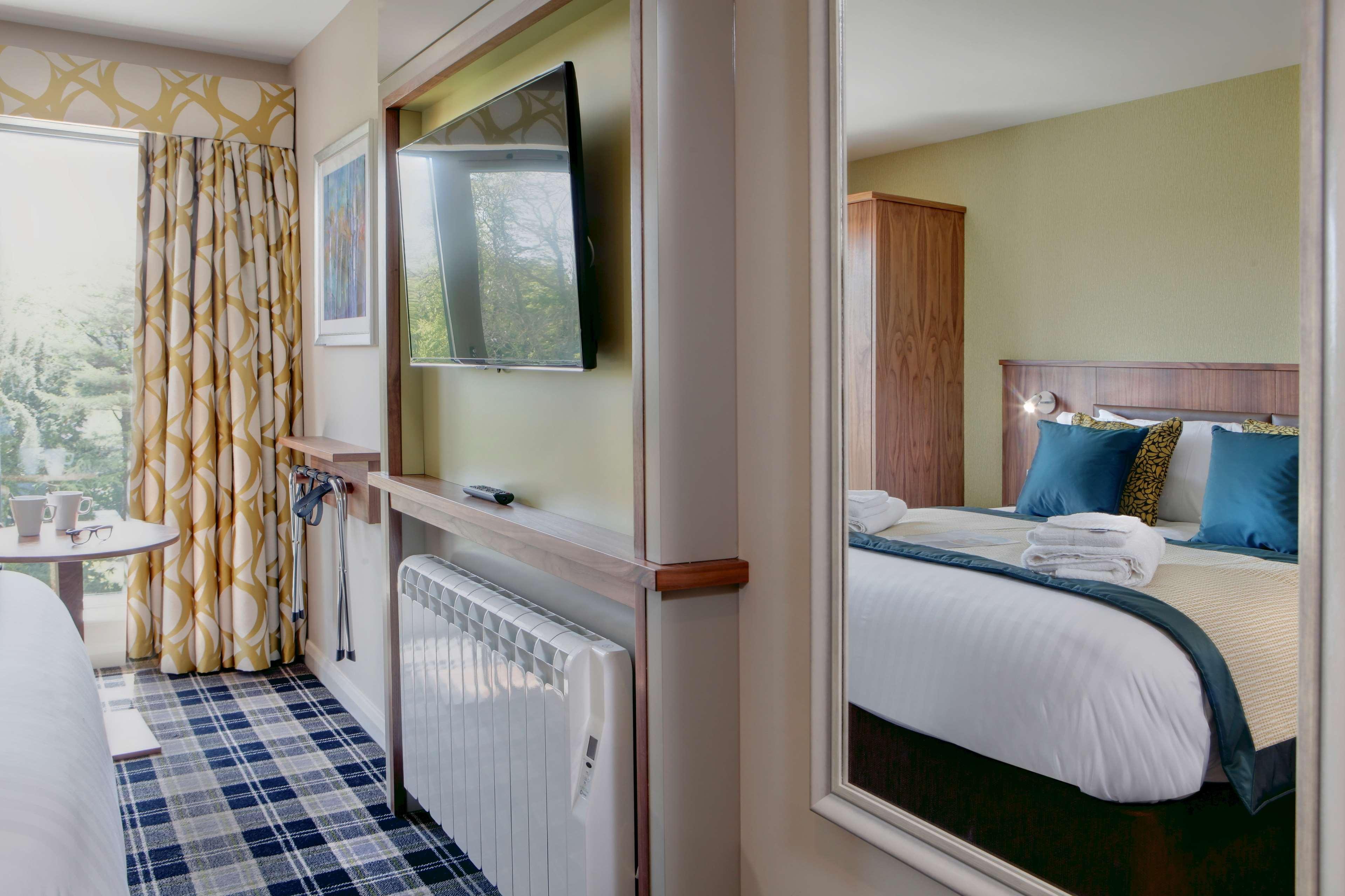 Best Western Plus Pinewood Manchester Airport-Wilmslow Hotel Exterior photo